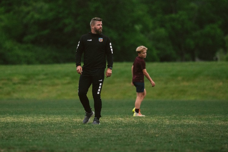 7 Tips to Strengthen Player-Coach Relationships